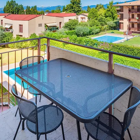 Appartement Elena - Free Secure Parking - Center - Pool - View Bardolino
