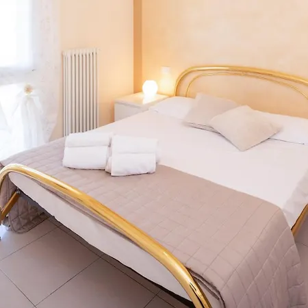 Apartment Elena - Free Secure Parking - Center - Pool - View